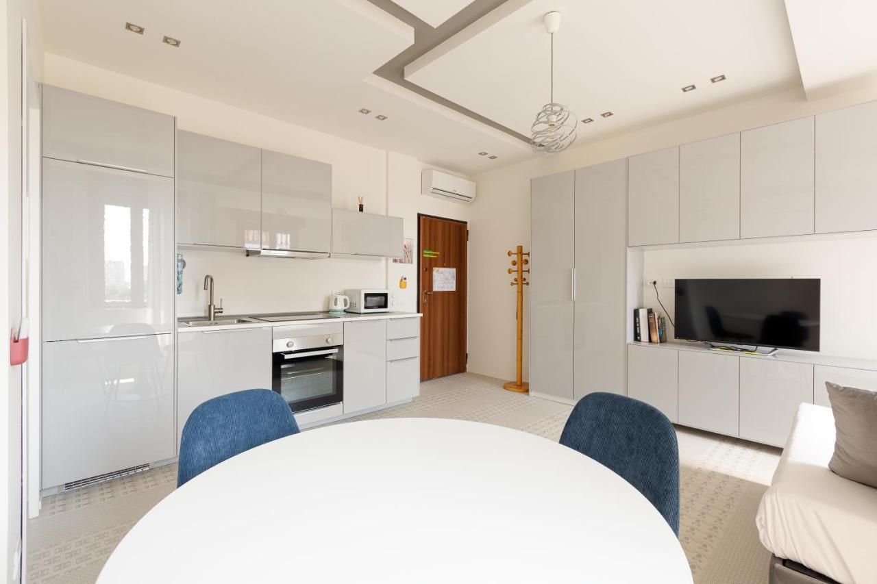 Milano Renovated Studio Apts Kültér fotó