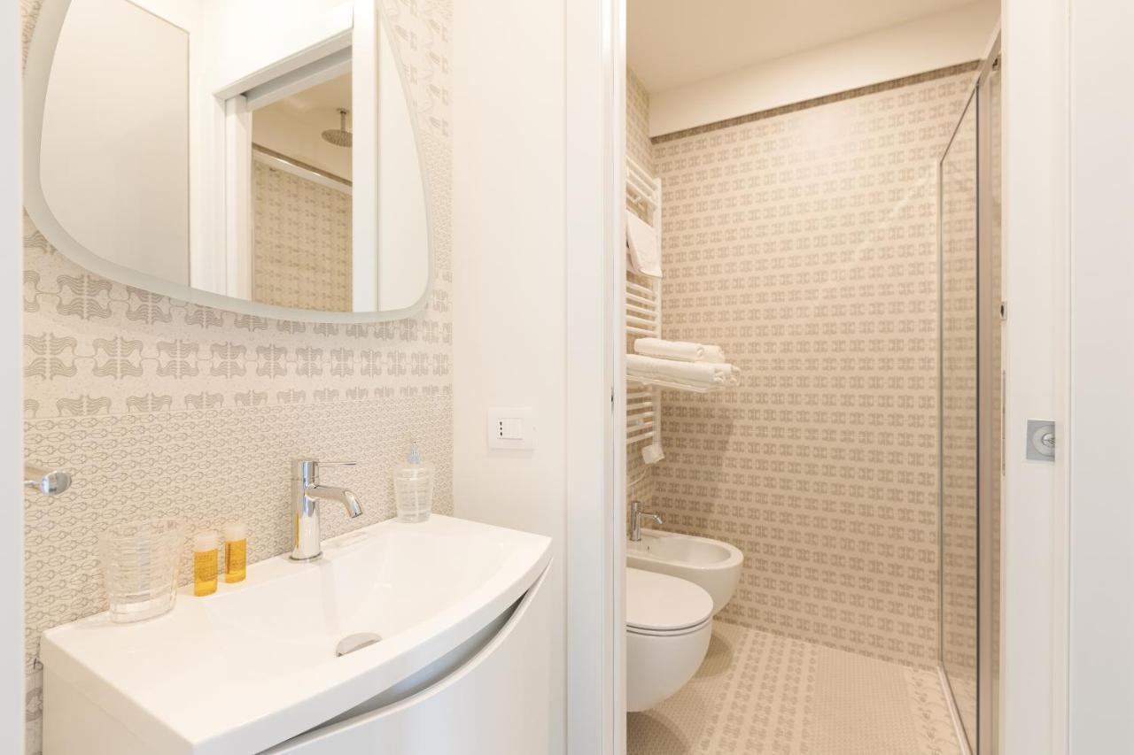 Milano Renovated Studio Apts Kültér fotó