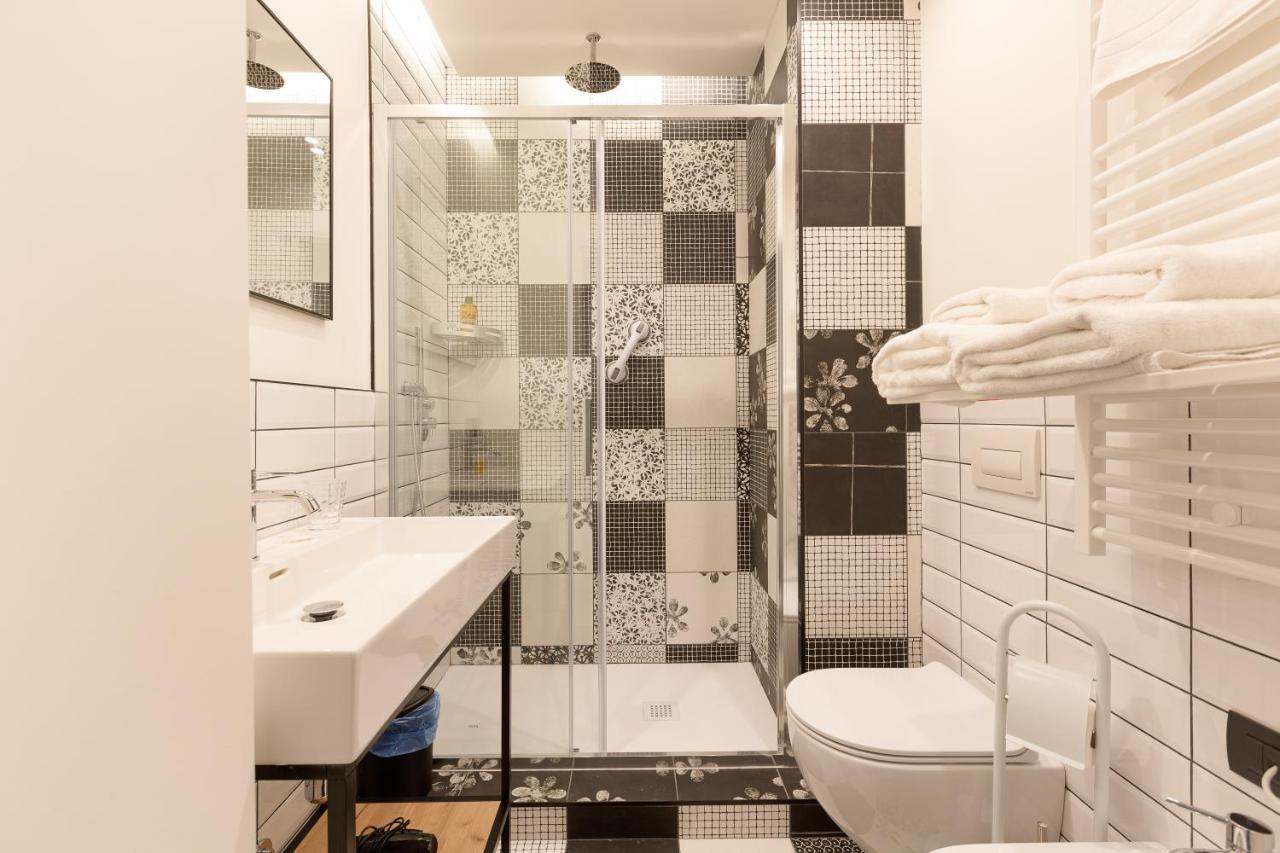 Milano Renovated Studio Apts Kültér fotó