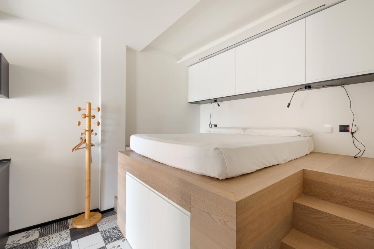 Milano Renovated Studio Apts Kültér fotó
