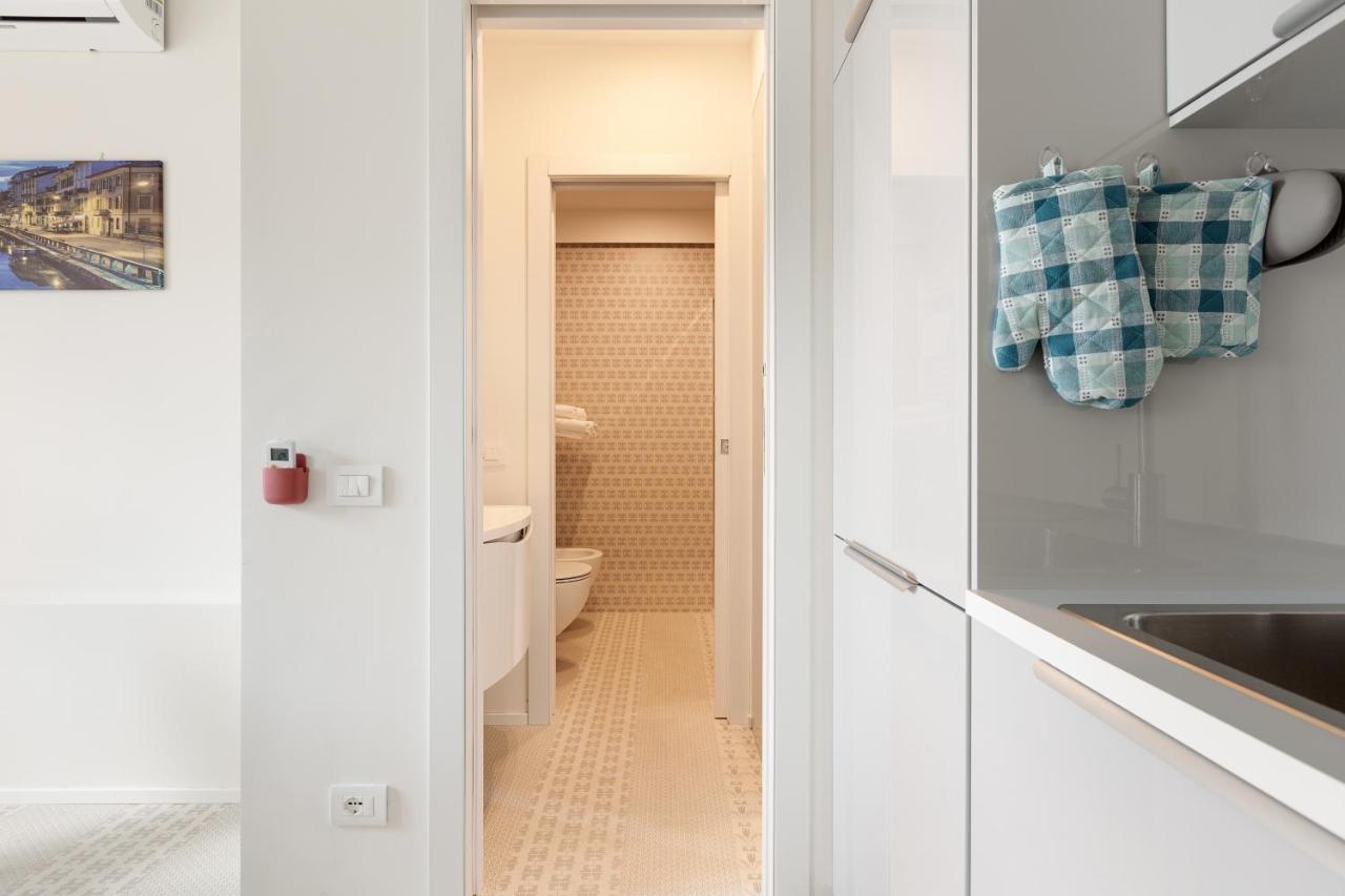Milano Renovated Studio Apts Kültér fotó
