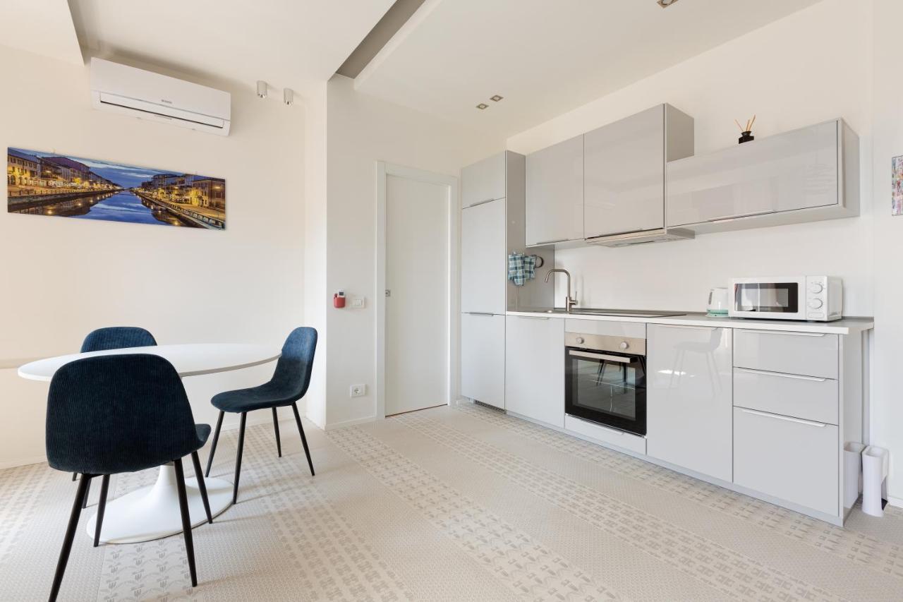 Milano Renovated Studio Apts Kültér fotó
